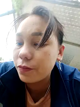 Snapshot of vanvan005 chatting on April 1, 2026, 6:03 am vanvan005 online show from April 1, 2026, 6:03 am