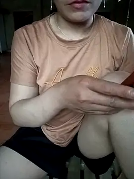 Snapshot of vanvan005 chatting on April 9, 2026, 7:58 am vanvan005 online show from April 9, 2026, 7:58 am