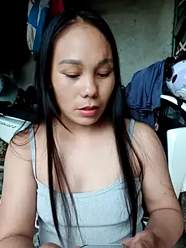 vanvan005 online show from May 21, 2026, 10:33 am