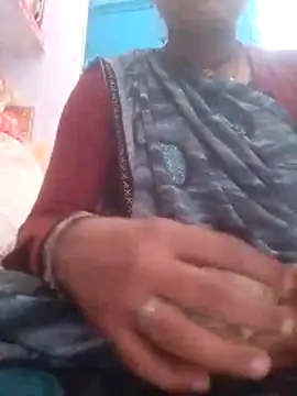 Snapshot of Jamuna_01 chatting on February 11, 2026, 7:35 am Jamuna 01 online show from February 11, 2026, 7:35 am