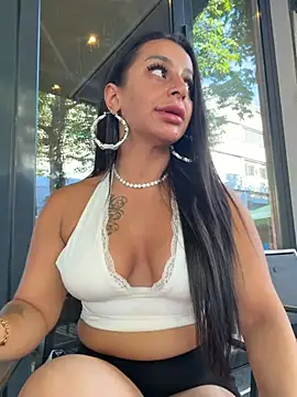 sweetxlayla online show from June 27, 2026, 3:50 pm