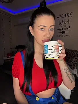 Snapshot of IRISWHITE17 chatting on February 23, 2026, 5:49 am IRISWHITE17 online show from February 23, 2026, 5:49 am