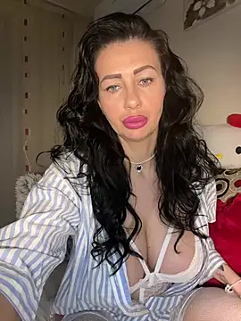 Snapshot of IRISWHITE17 chatting on March 2, 2026, 5:41 am IRISWHITE17 online show from March 2, 2026, 5:41 am