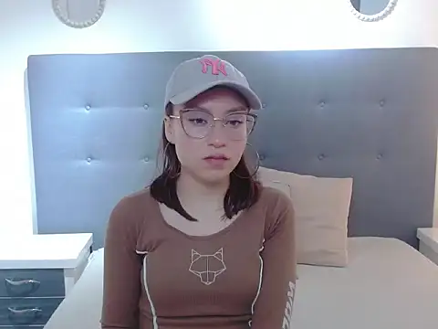 mia vegga online show from January 6, 2026, 8:01 pm