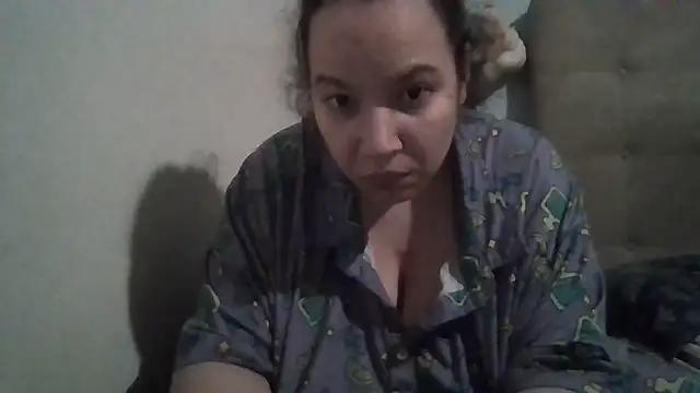 bellakay19 online show from February 5, 2026, 5:34 am