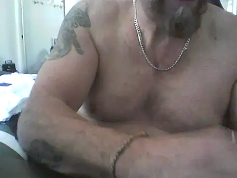 Snapshot of loudandproud chatting on June 1, 2026, 1:18 am loudandproud online show from June 1, 2026, 1:18 am