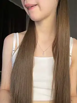 SkylineBliss online show from February 26, 2026, 8:30 pm