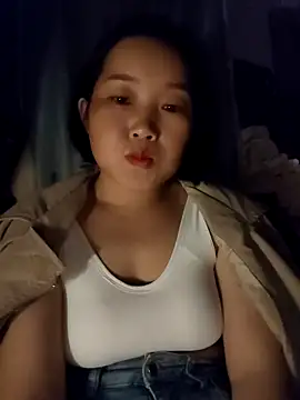   BingBing   online show from February 24, 2026, 9:02 pm