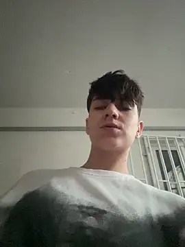 ravenryx online show from March 12, 2026, 4:24 pm