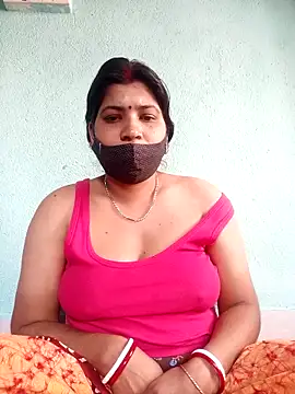 Snapshot of Monisha9876 chatting on January 15, 2026, 9:14 am Monisha9876 online show from January 15, 2026, 9:14 am