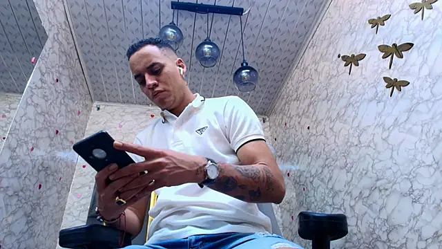 Snapshot of Brent_Storne chatting on February 18, 2026, 3:35 am Brent Storne online show from February 18, 2026, 3:35 am