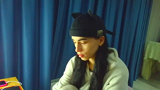 Vlada Elfie online show from February 8, 2026, 2:37 am