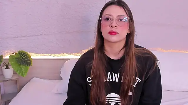 Snapshot of lanna_18_ chatting on February 5, 2026, 11:59 am lanna 18 online show from February 5, 2026, 11:59 am