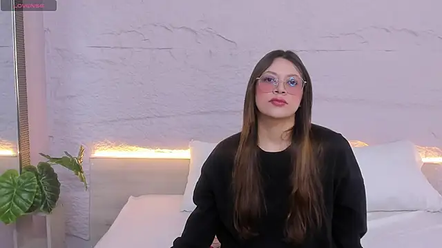 Snapshot of lanna_18_ chatting on February 10, 2026, 11:47 am lanna 18 online show from February 10, 2026, 11:47 am