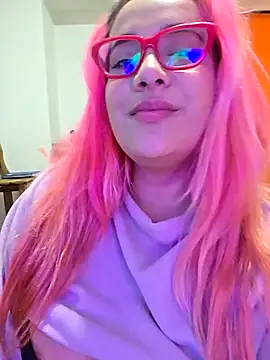 Snapshot of Nova-Satela chatting on January 6, 2026, 7:39 pm Nova-Satela online show from January 6, 2026, 7:39 pm