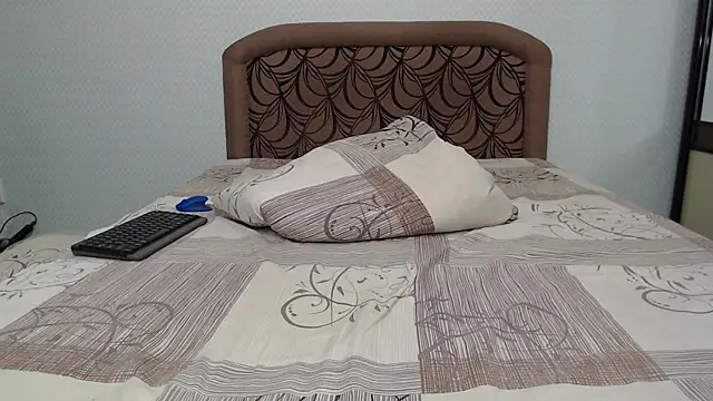 Snapshot of _Sweet_Dream_ chatting on February 4, 2025, 2:53 pm  Sweet Dream  online show from February 4, 2025, 2:53 pm