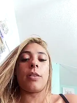 Dulcee Mariiaa online show from February 11, 2026, 4:06 am