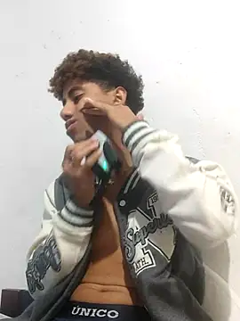 Wild and Sweets online show from March 29, 2026, 9:37 pm