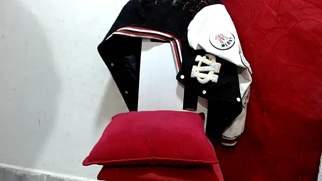 Calientes96 online show from January 18, 2026, 1:09 am