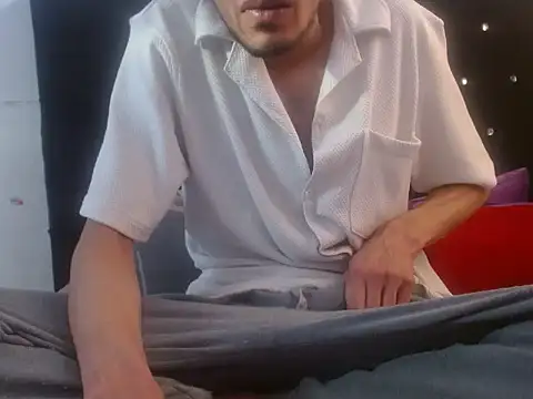 Calientes96 online show from February 25, 2026, 10:08 pm