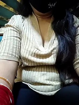 couple fun  online show from March 25, 2026, 12:33 pm