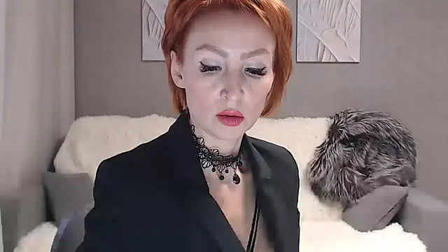 Snapshot of Miss_RedFoxy chatting on March 3, 2026, 3:23 am Miss RedFoxy online show from March 3, 2026, 3:23 am