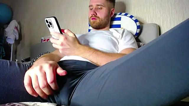 LorenzoLux online show from January 31, 2025, 4:59 pm