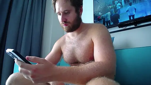 LorenzoLux online show from May 31, 2026, 8:43 am