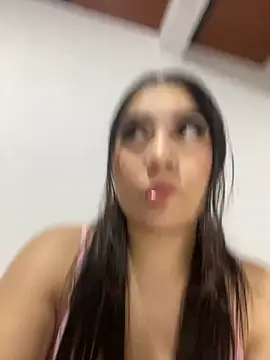 LatinaFireX online show from January 13, 2026, 3:34 am