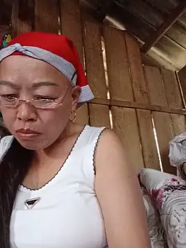 Agnes-baby online show from May 19, 2026, 3:57 am