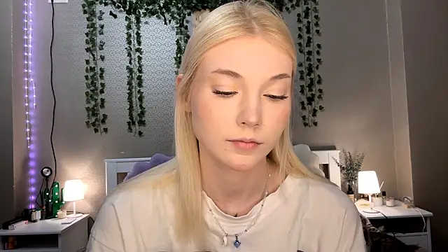 LlsabethHaze online show from January 16, 2026, 5:28 pm