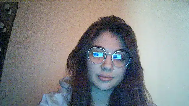 Snapshot of Tenovira chatting on March 1, 2026, 9:06 pm Tenovira online show from March 1, 2026, 9:06 pm