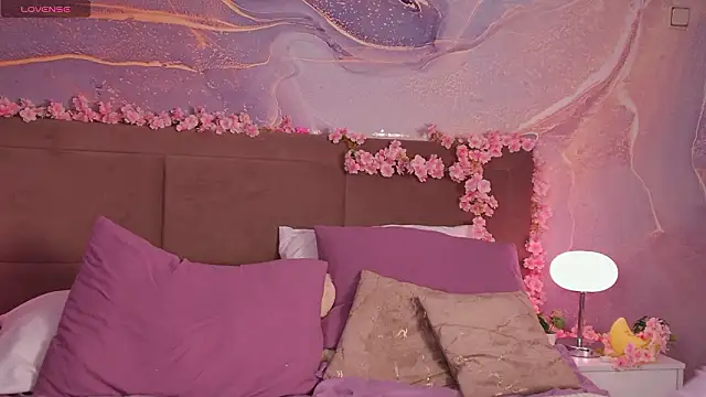 ScarletMarney online show from February 8, 2026, 5:16 pm