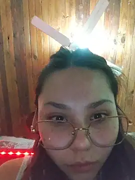 Sexyhanna14 online show from May 19, 2026, 2:51 am