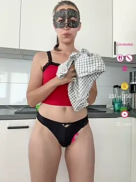 Snapshot of Ina-Immergeil chatting on June 25, 2026, 7:13 am Ina-Immergeil online show from June 25, 2026, 7:13 am