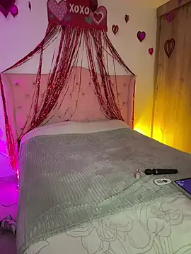 Nina Belle online show from February 11, 2026, 3:11 am