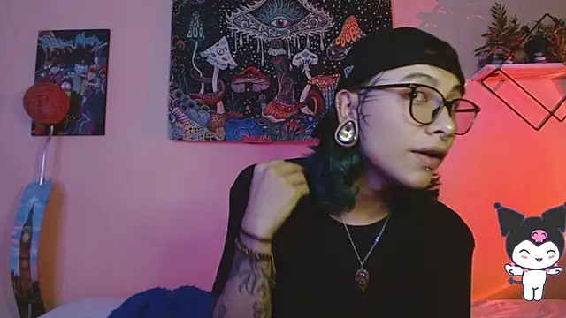 Snapshot of lovely_mathew chatting on January 10, 2026, 9:30 pm lovely mathew online show from January 10, 2026, 9:30 pm