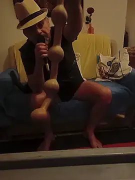 Snapshot of WildNomade chatting on March 1, 2026, 7:05 pm WildNomade online show from March 1, 2026, 7:05 pm