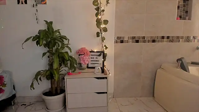 Pisces angel online show from April 1, 2026, 1:41 pm