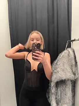 AshleyMur online show from February 14, 2026, 3:25 am