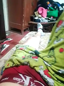 Leosexx online show from February 18, 2026, 7:48 am