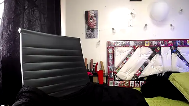 abril onnel online show from March 20, 2025, 6:09 pm