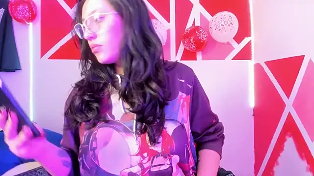 abril onnel online show from February 24, 2026, 7:12 pm