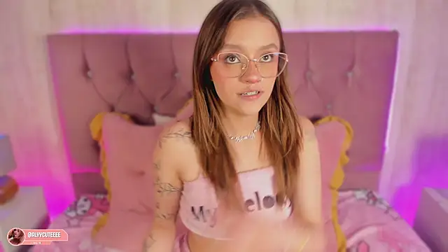 alyy cut3 online show from April 10, 2026, 8:57 pm