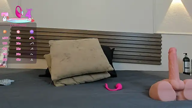 mia gold  online show from March 31, 2026, 7:14 pm