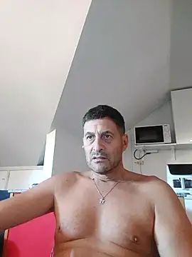 colosone online show from September 19, 2025, 1:23 pm