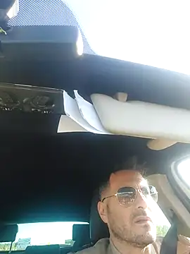 colosone online show from October 6, 2025, 7:28 am