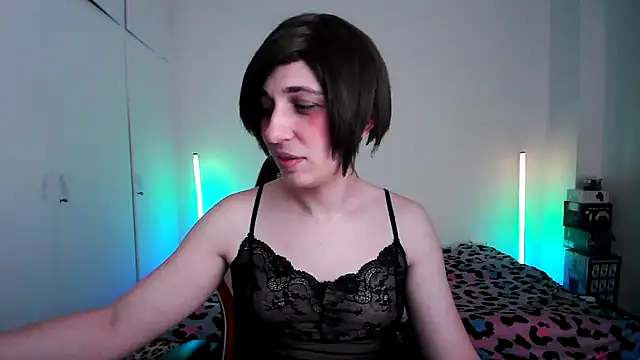 Snapshot of HoneyValentine chatting on April 24, 2026, 7:38 pm HoneyValentine online show from April 24, 2026, 7:38 pm