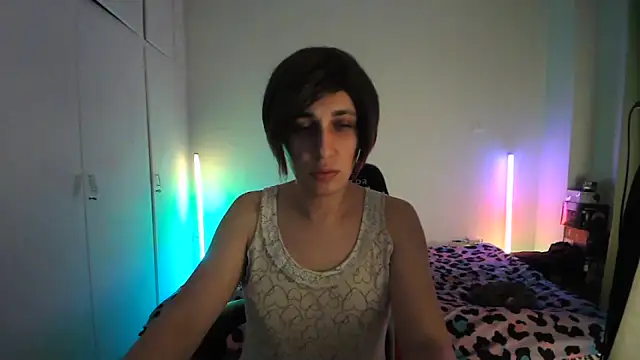 Snapshot of HoneyValentine chatting on May 13, 2026, 7:33 pm HoneyValentine online show from May 13, 2026, 7:33 pm