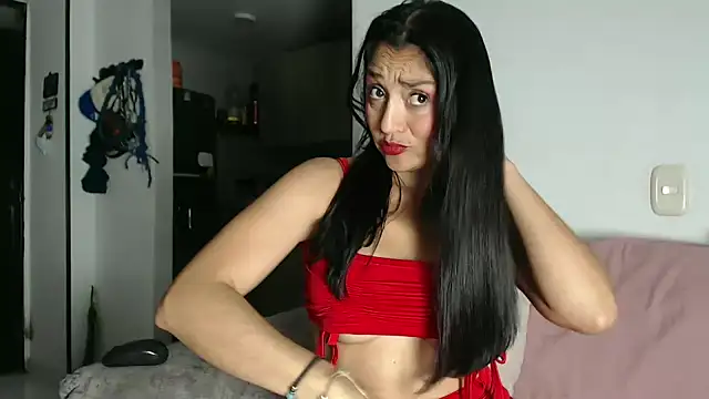 samanta xi online show from April 18, 2026, 12:14 am